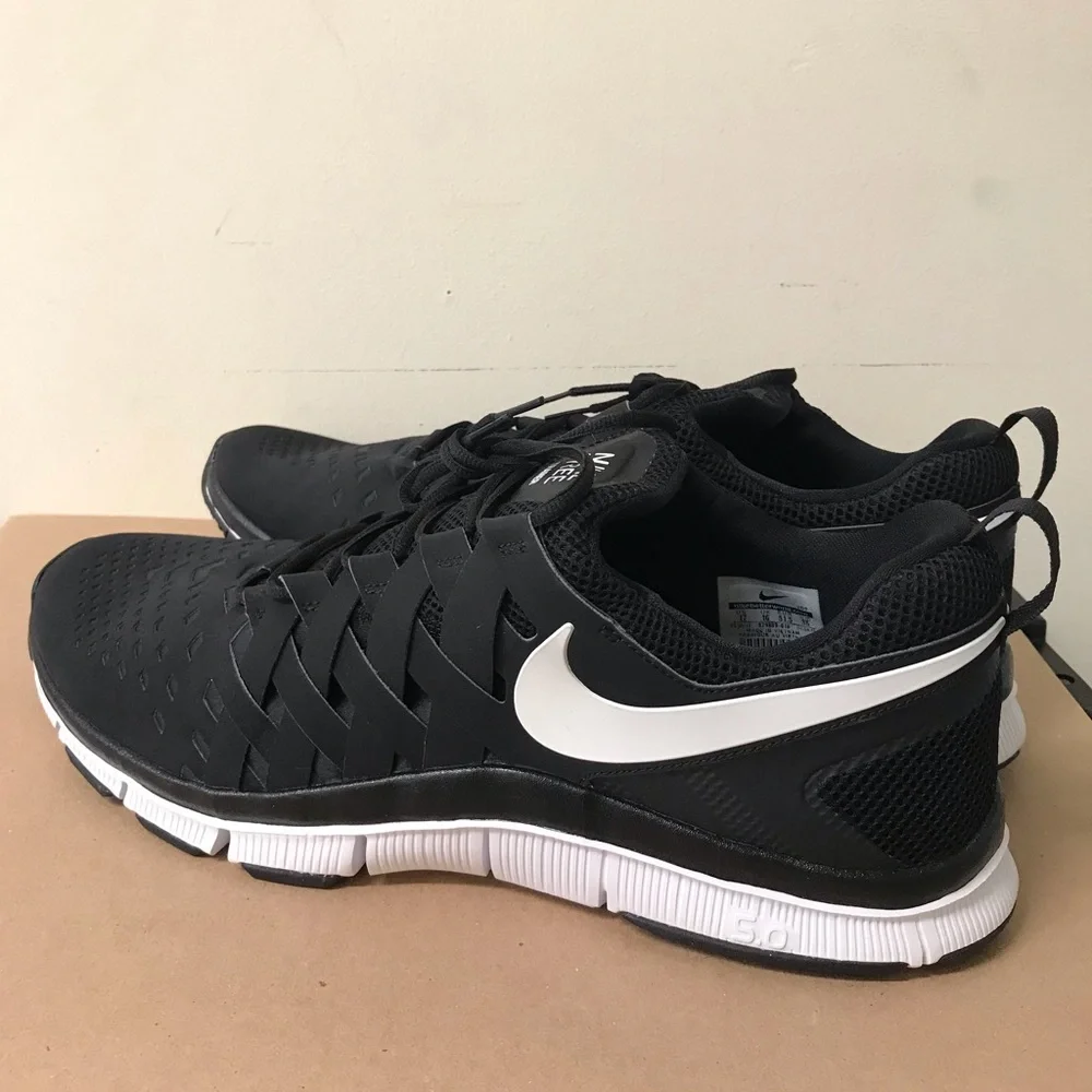 Nike Free Trainer Size 17